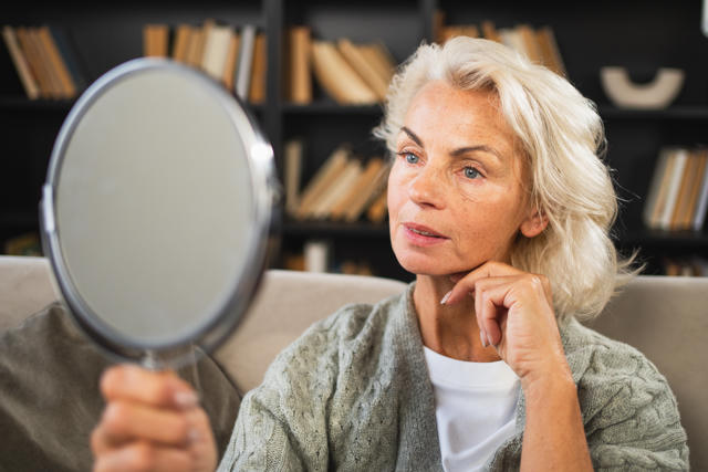Facelift vs Neck Lift: Which Procedure Actually Addresses Your Concerns? banner